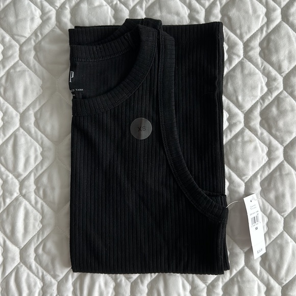 Gap Ribbed Tank Tops - Picture 4 of 5